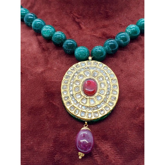 22KT Gold Kundan Polki Pendant - Picture 2 of 8
